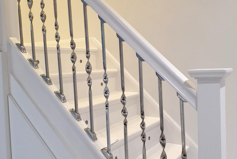 Lan can inox thiết kế thẩm mỹ